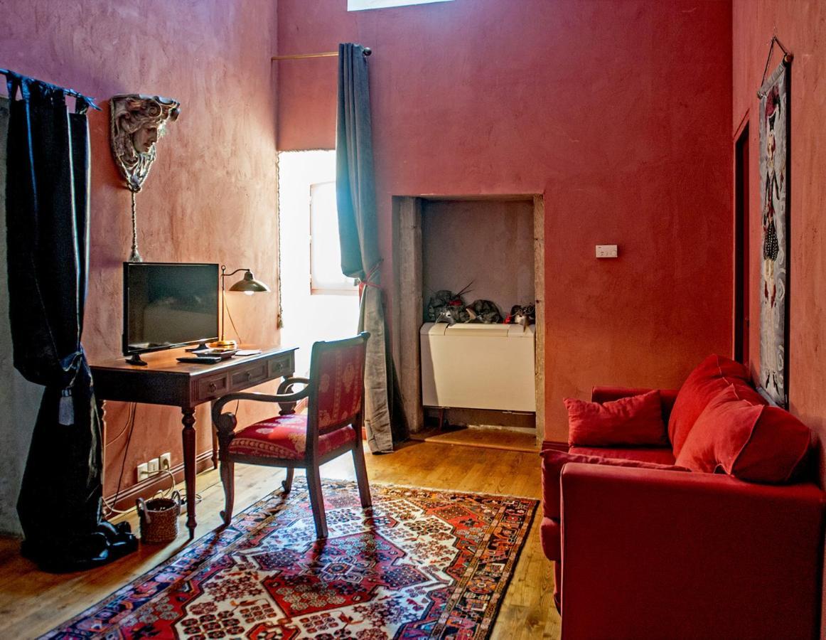 Demeure De Digoine "Chambre D'Hotes" Bourg-Saint-Andéol Екстериор снимка
