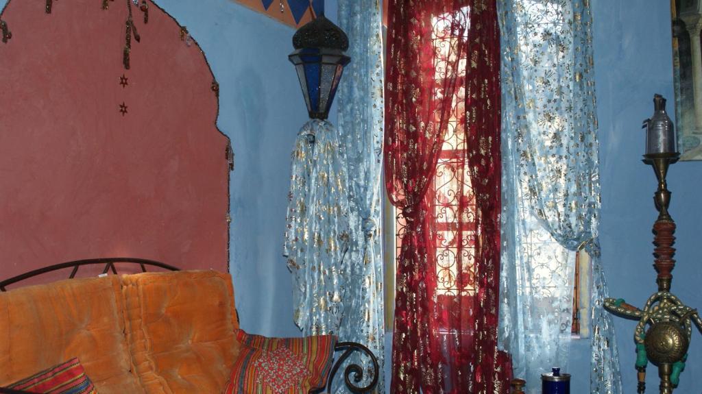 Demeure De Digoine "Chambre D'Hotes" Bourg-Saint-Andéol Екстериор снимка