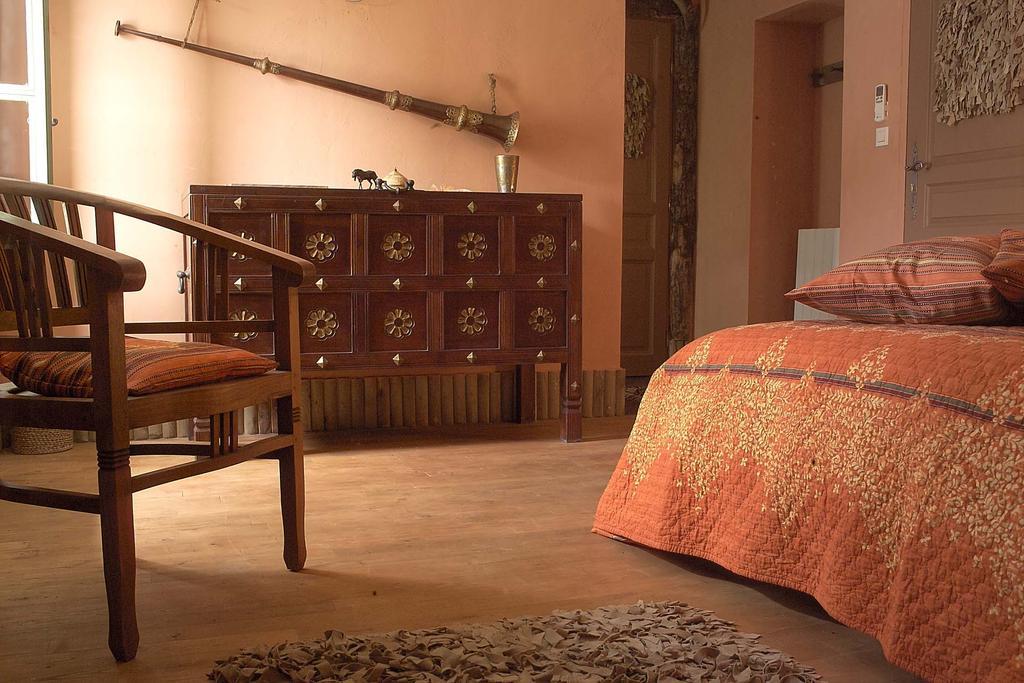 Demeure De Digoine "Chambre D'Hotes" Bourg-Saint-Andéol Екстериор снимка